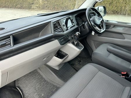 2020 Volkswagen Transporter - photo 20