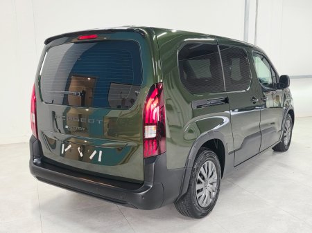 2025 Peugeot Rifter - photo 9
