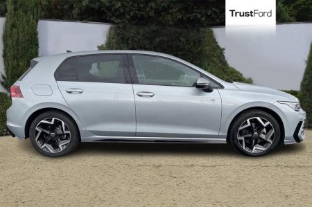 2026 Volkswagen Golf - photo 3