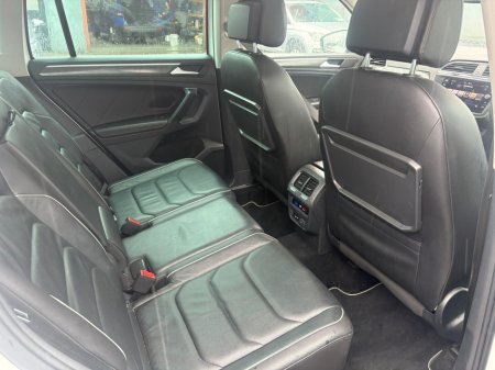 2020 Volkswagen Tiguan - photo 7