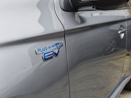 2015 Mitsubishi Outlander - photo 5