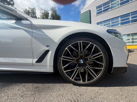 2018 BMW 5-Series - photo 10