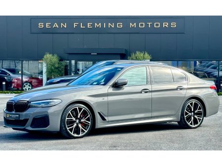 2022 BMW 5-Series - photo 4