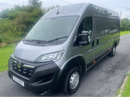2023 Vauxhall Movano - photo 2