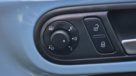2013 Volkswagen Beetle - photo 19