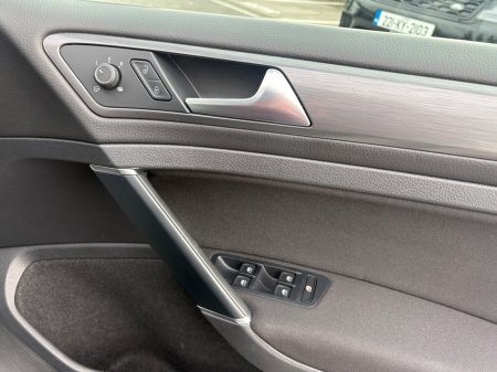 2019 Volkswagen Golf - photo 30