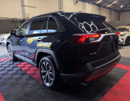 2025 Toyota RAV4 - photo 18