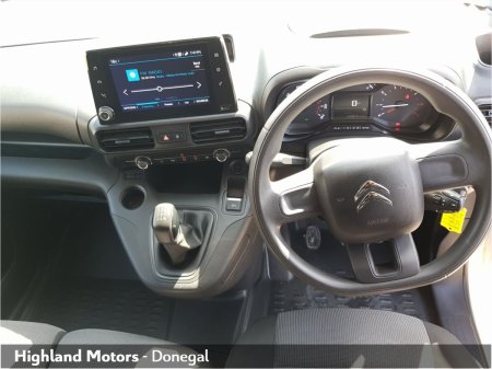 2021 Citroen Berlingo - photo 2