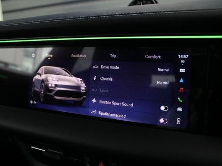 2026 Porsche Macan - photo 20