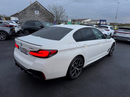 2021 BMW 5-Series - photo 3