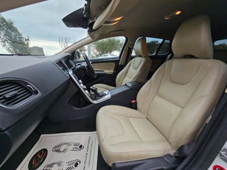 2016 Volvo V60 - photo 26