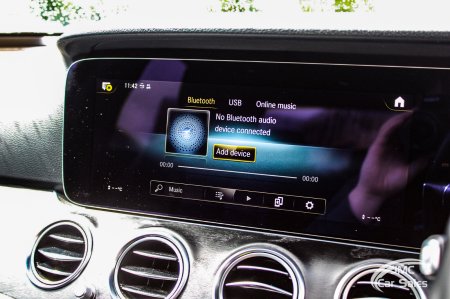 2022 Mercedes-Benz E-Class - photo 21
