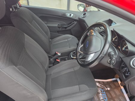 2016 Ford Fiesta - photo 6