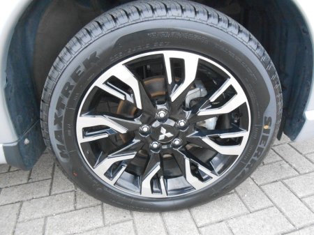 2017 Mitsubishi Outlander - photo 23