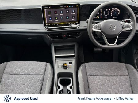 2026 Volkswagen Tiguan - photo 2