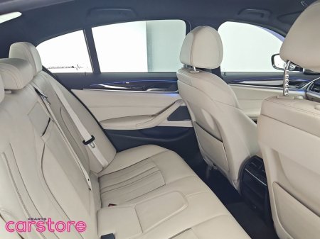 2018 BMW 5-Series - photo 10