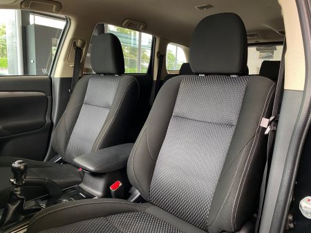2018 Mitsubishi Outlander - photo 10