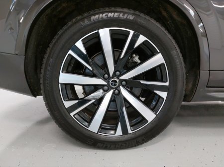 2025 Volvo XC90 - photo 10