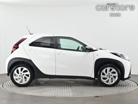 2024 Toyota Aygo X - photo 2
