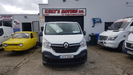 2021 Renault Trafic - photo 2