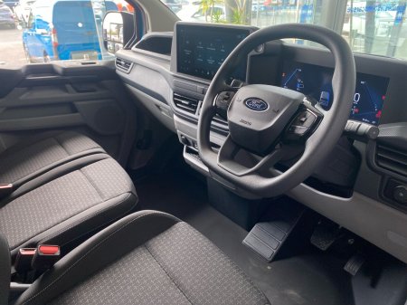 2026 Ford Transit Custom - photo 6