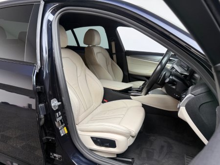 2019 BMW 5-Series - photo 11