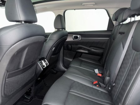 2025 Kia Sorento - photo 4