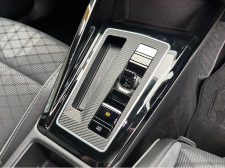 2022 Volkswagen Golf - photo 17