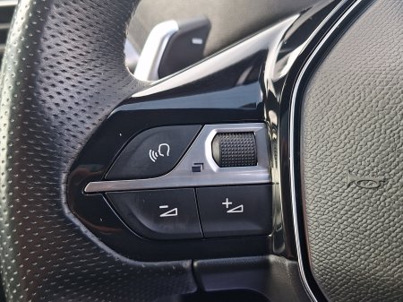 2020 Peugeot 5008 - photo 24
