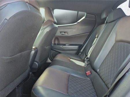 2017 Toyota C-HR - photo 8