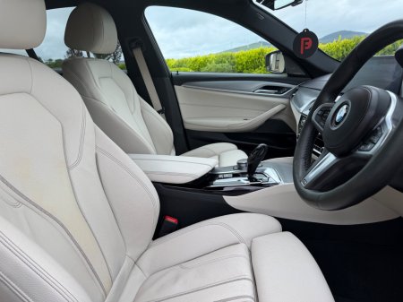 2017 BMW 5-Series - photo 11