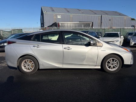 2016 Toyota Prius - photo 3