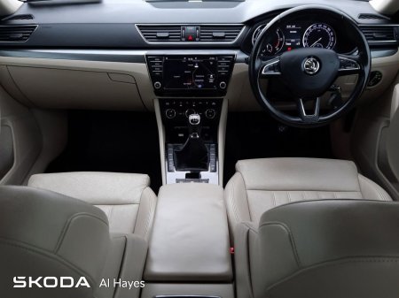 2017 Skoda Superb - photo 2