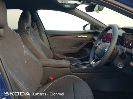 2026 Skoda Superb - photo 45