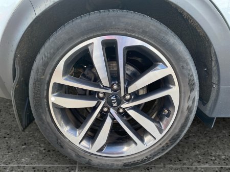 2021 Kia Sportage - photo 7