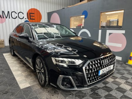 2024 Audi A8 2024 AUDI A8 PHEV 4WD 60 TFSI E QUATTRO AUTOMATIC 3.0/ PARKING CAMERA/ CRUISE CONTROL / E;LETRIC, HE