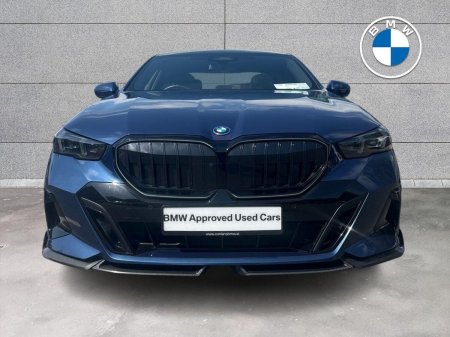 2024 BMW 5-Series - photo 15