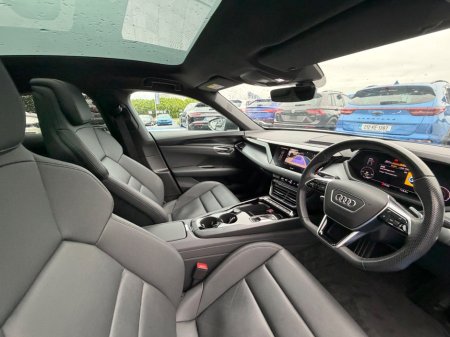 2022 Audi e-tron - photo 17