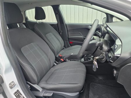 2019 Ford Fiesta - photo 10