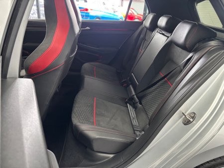 2021 Volkswagen Golf - photo 23