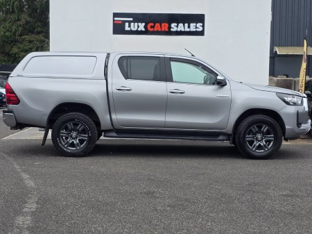 2021 Toyota Hilux - photo 2