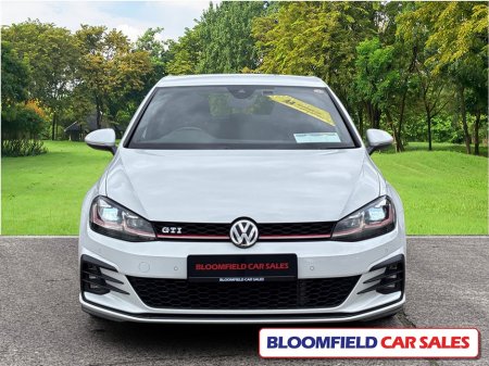 2017 Volkswagen Golf - photo 2