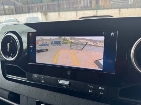 2025 Mercedes-Benz Sprinter - photo 12
