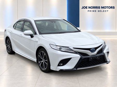 2019 Toyota Camry - photo 2