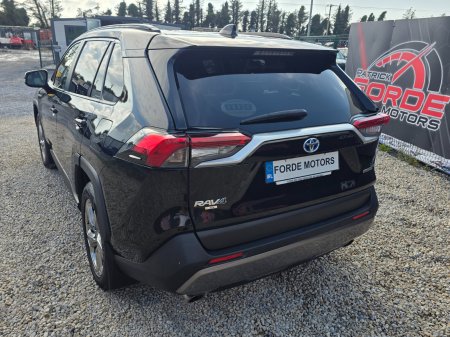 2020 Toyota RAV4 - photo 3
