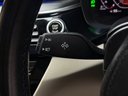2022 BMW 5-Series - photo 25