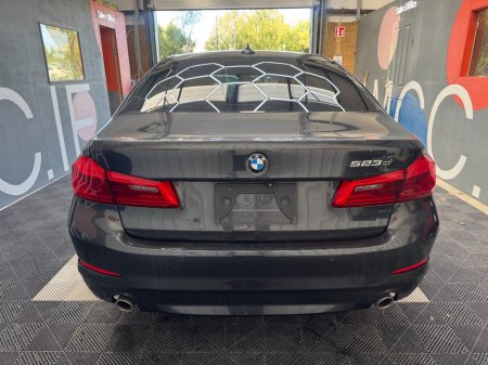 2017 BMW 5-Series - photo 4