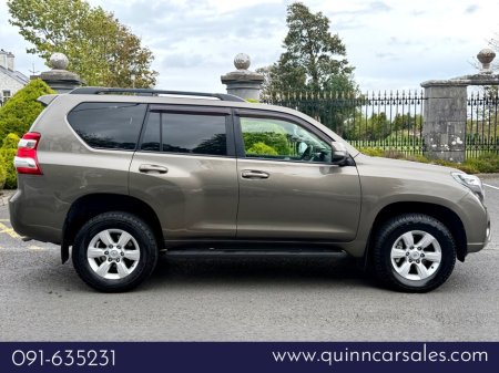 2015 Toyota Land Cruiser - photo 2