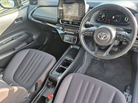 2021 Toyota Aqua - photo 9