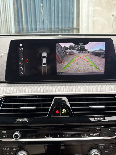 2018 BMW 5-Series - photo 12